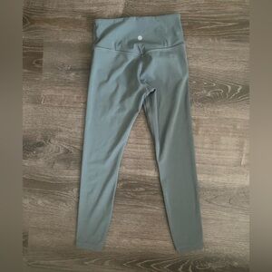 Athleta Elation train size XS/TP crop teal/blue/green